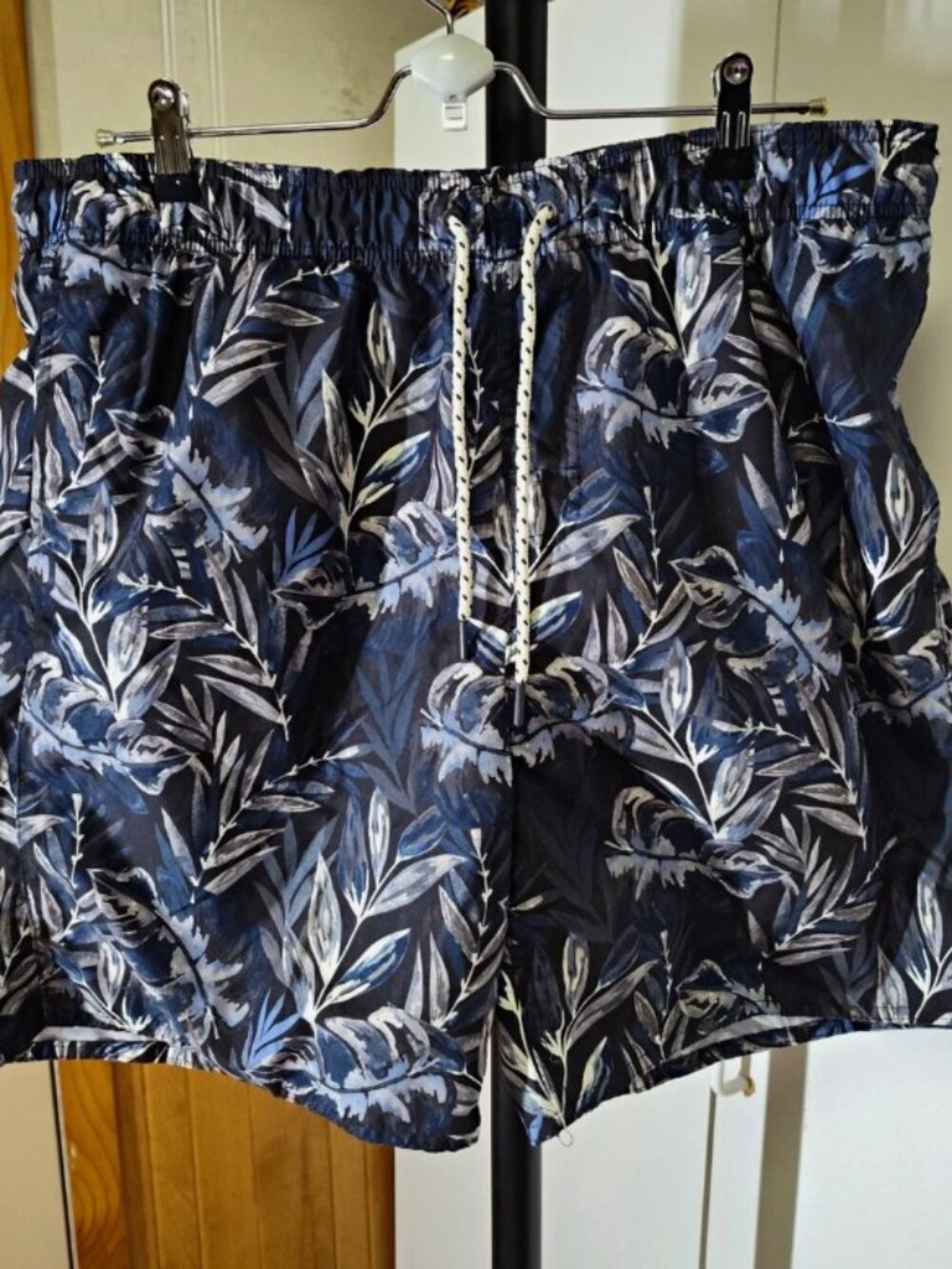 NWT Hawaiian Authentics Men’s Blue Tropical Floral Swim Trunks 2XL Lined Upf 50